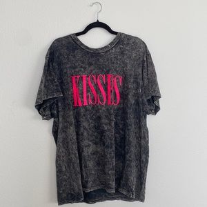 Amiri Kisses Tee Rare Pink and Acid Wash gray